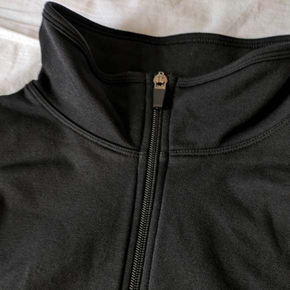 Athletic halter cropped Zip up with freebie!!! - Picture 4 of 9